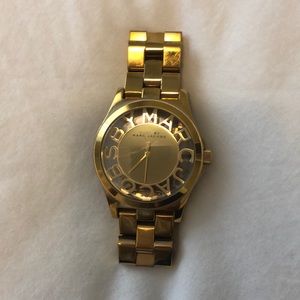 Marc Jacobs gold watch